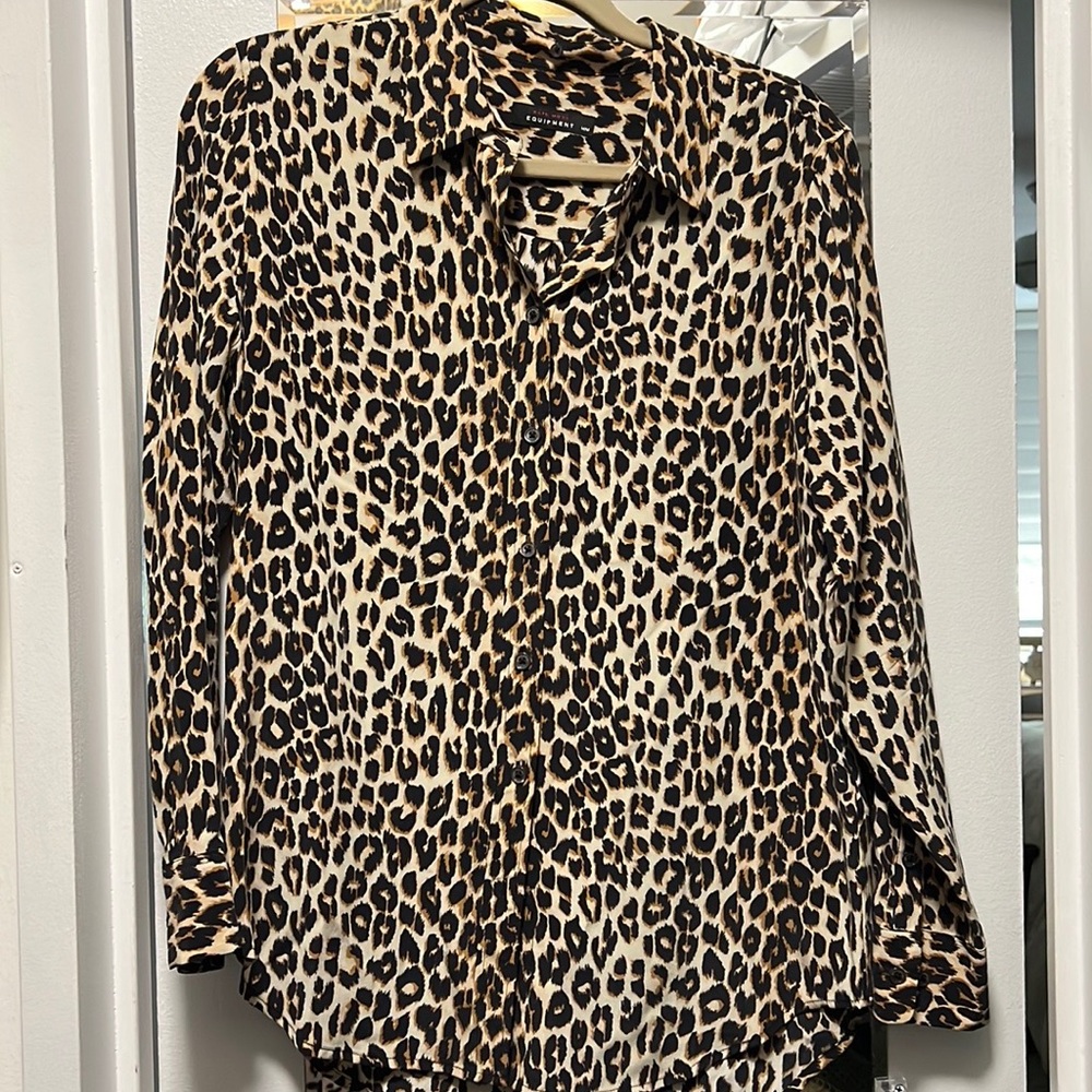 Equipment blouse